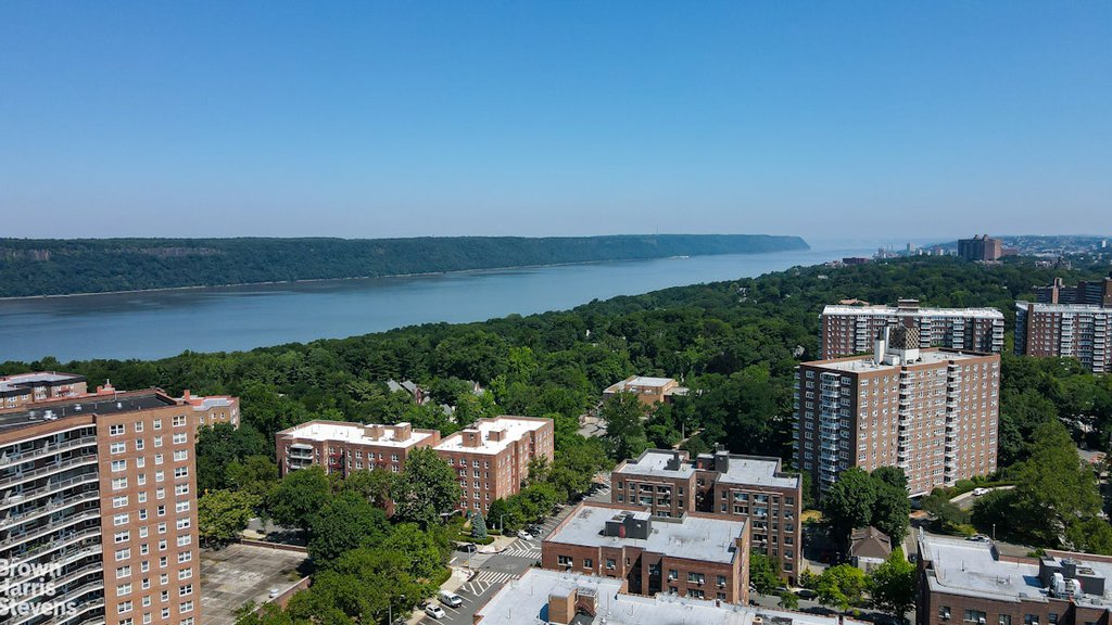 640 West 237th Street, Unit 20B photo 3