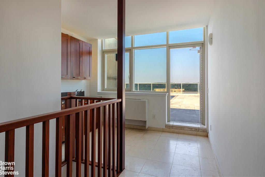 640 West 237th Street, Unit 20B photo 5