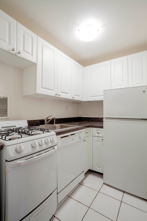 1556 York Avenue 5A Upper East Side New York NY 10028