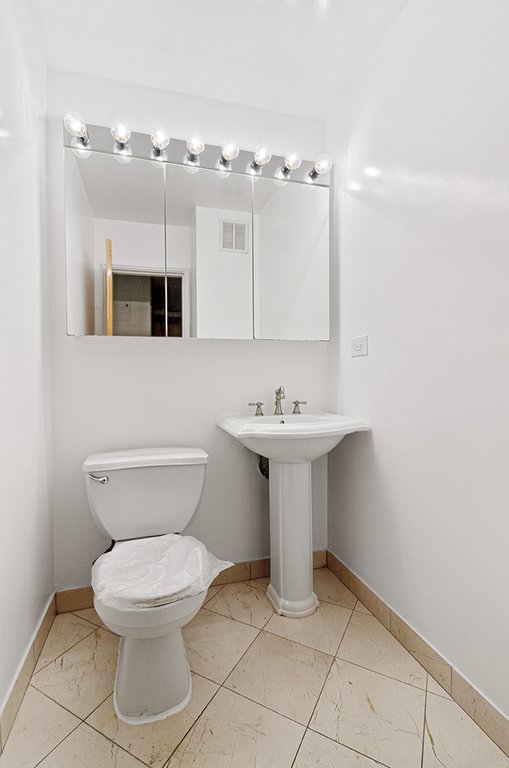 330 East 39th Street 7M Murray Hill New York NY 10016