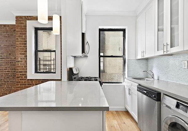 21-48 35th Street, Unit 4C photo 2