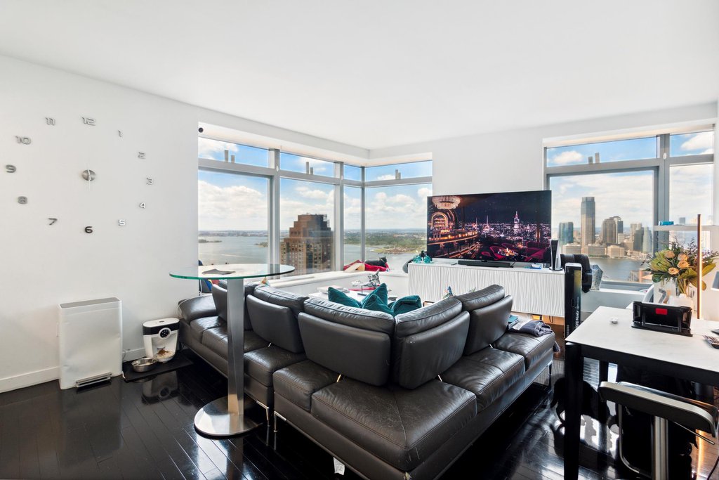 123 Washington Street, Unit 39A photo 2