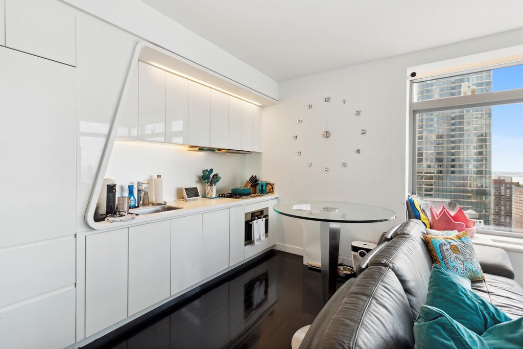 123 Washington Street, Unit 39A photo 4
