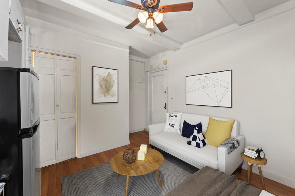 325 West 45th Street, Unit 403A