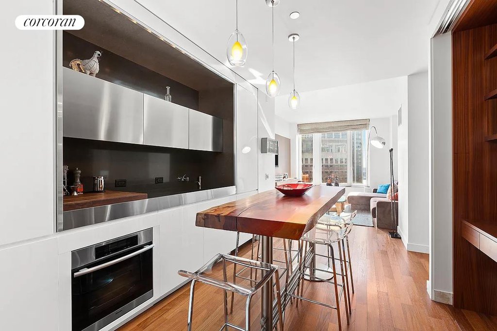 15 William Street, Unit 31C photo 2