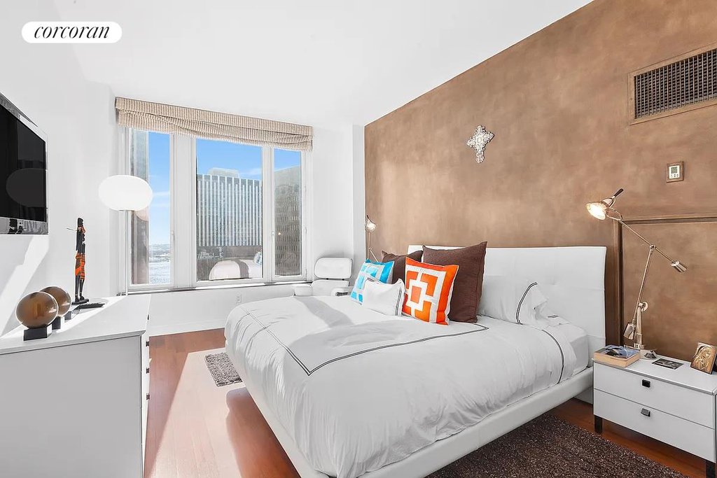 15 William Street, Unit 31C photo 4