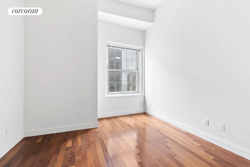 88 Greenwich Street, Unit 1704 photo 2