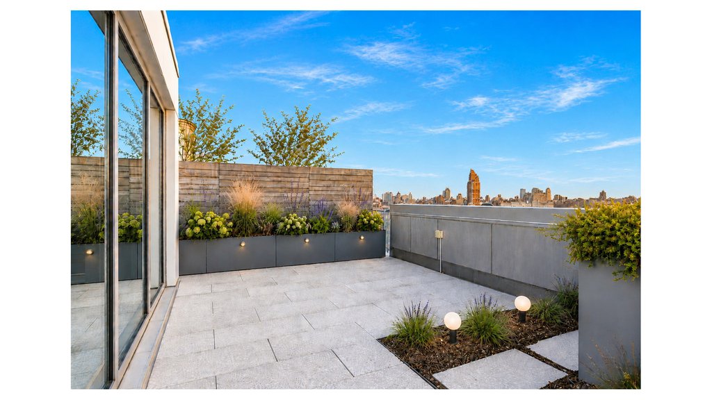 212 West 72nd Street, Unit PHS photo 2