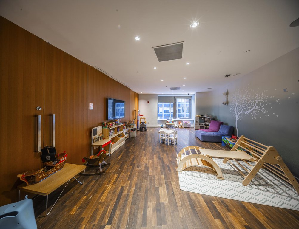 75 Wall Street, Unit 26A photo 22