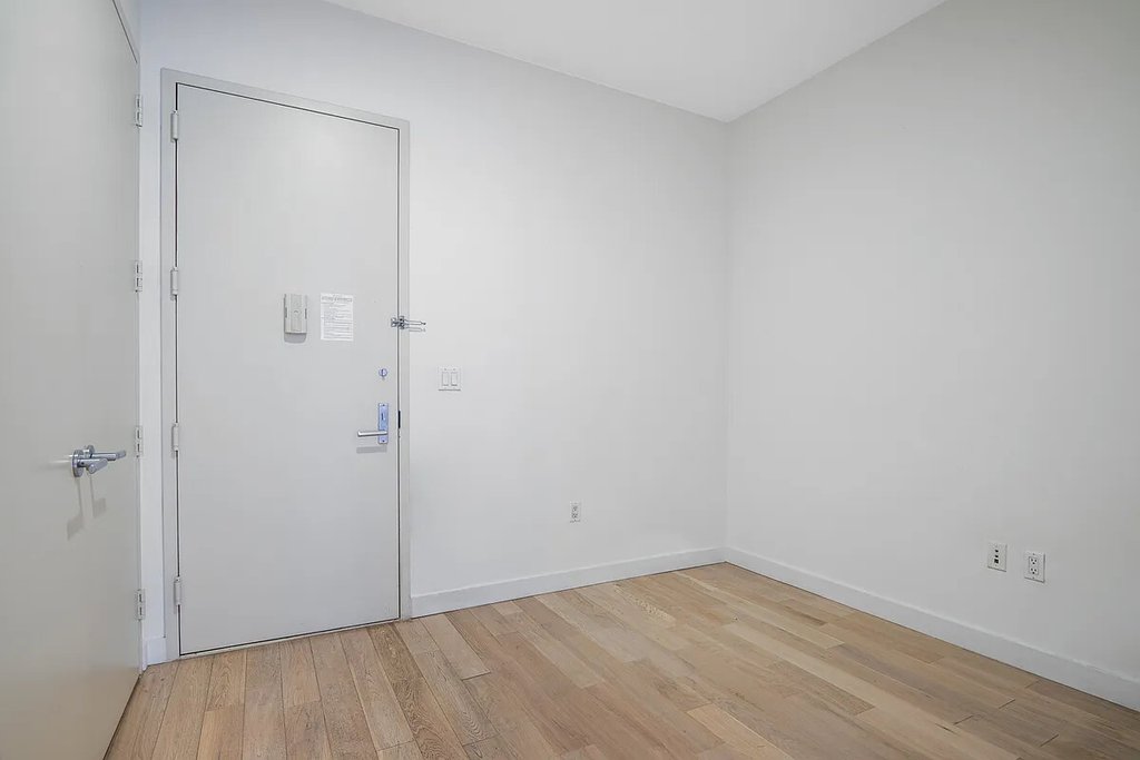 75 Wall Street, Unit 24D photo 7