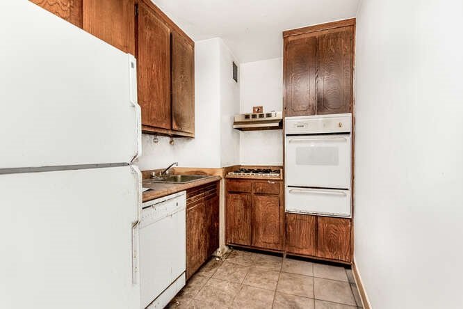 555 Kappock Street, Unit 16A photo 6