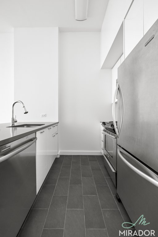 80 De Kalb Avenue 32B Fort Greene Brooklyn NY 11201