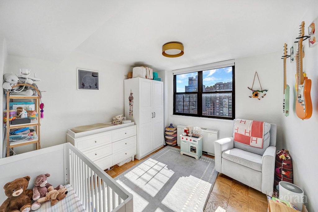 225 East 36th Street, Unit 18K photo 3