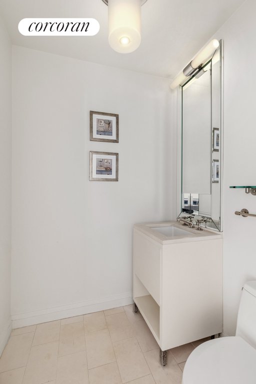 55 Wall Street, Unit 520 photo 9