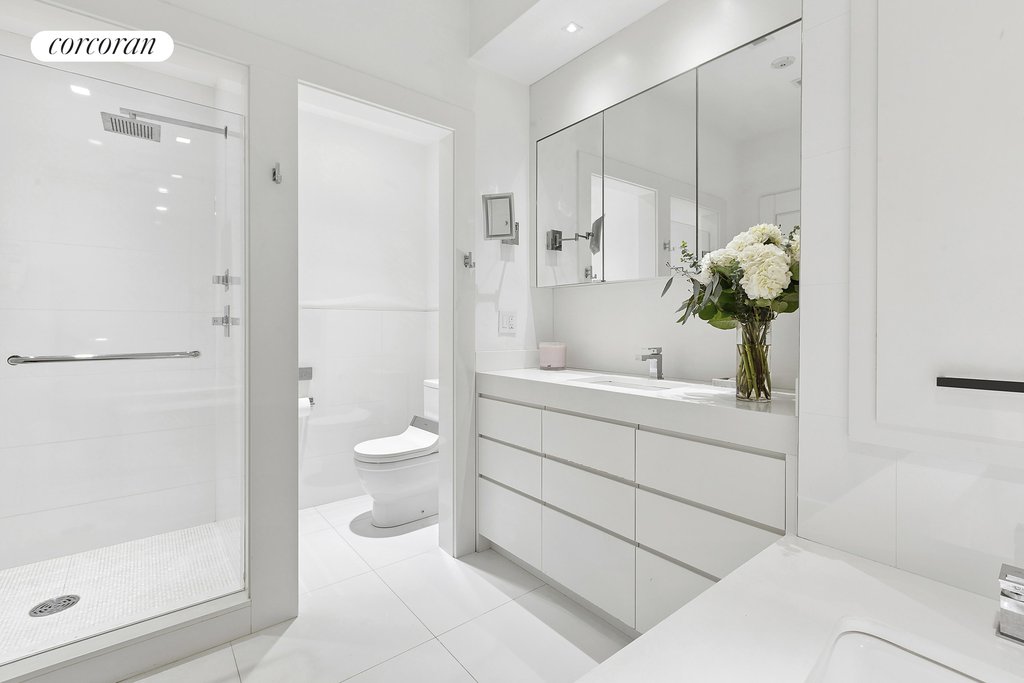 55 Wall Street, Unit 520 photo 17