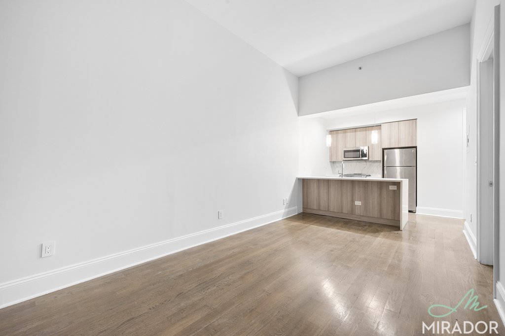 15 Park Row 6H Seaport District New York NY 10038