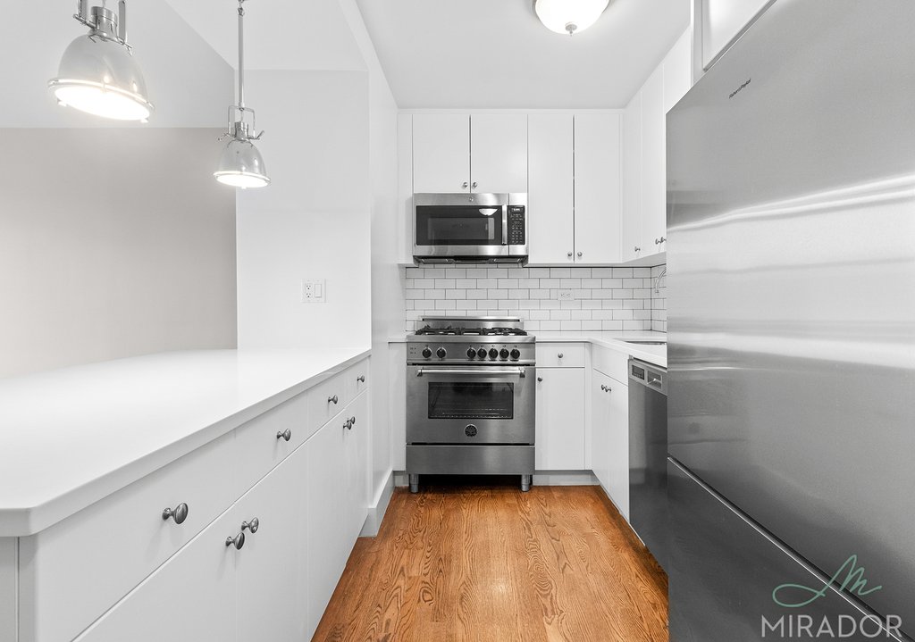 330 East 39th Street 22K Murray Hill New York NY 10016