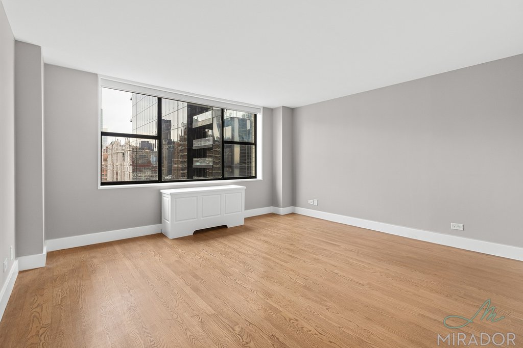 330 East 39th Street 22K Murray Hill New York NY 10016