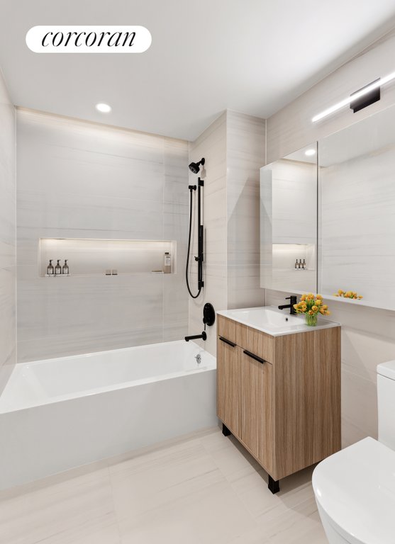 20-08 Steinway Street, Unit 406 photo 5