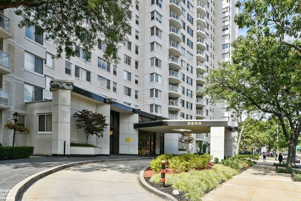 3333 Henry Hudson Parkway, Unit 23V