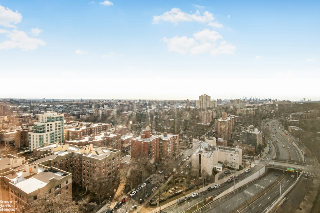 3333 Henry Hudson Parkway, Unit 23V photo 11