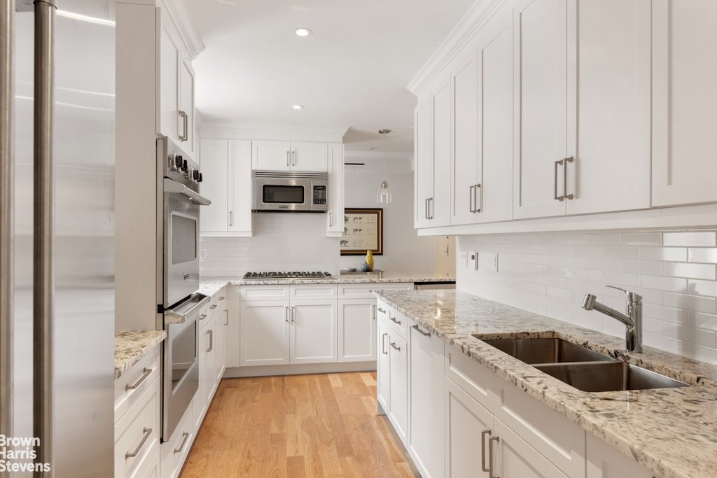 317 West 89th Street, Unit 9W photo 4