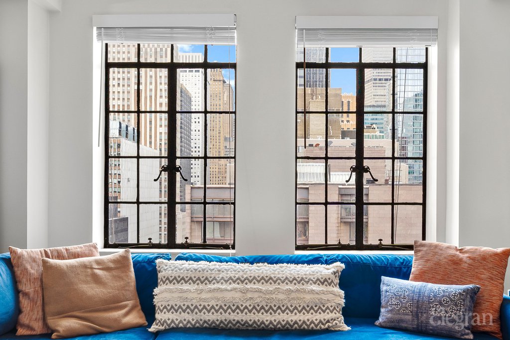 45 Tudor City Place, Unit 1515 photo 5