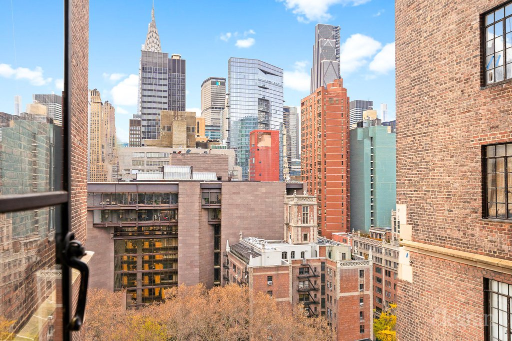 45 Tudor City Place, Unit 1515 photo 10