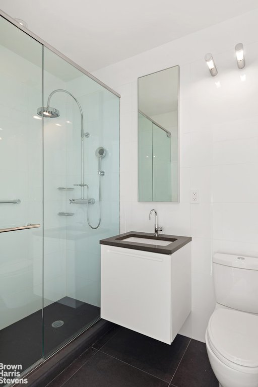 151 East 58th Street, Unit 43E photo 40