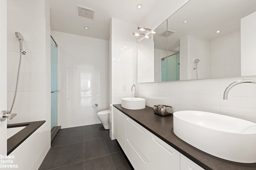 151 East 58th Street, Unit 43E photo 12