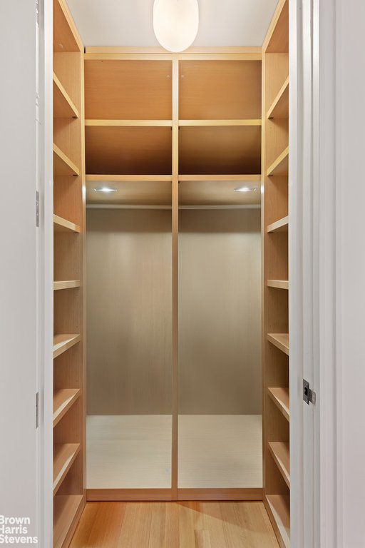 151 East 58th Street, Unit 43E photo 15