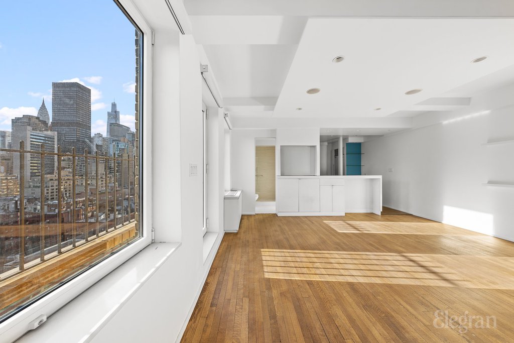 400 East 52nd Street, Unit 14G photo 3
