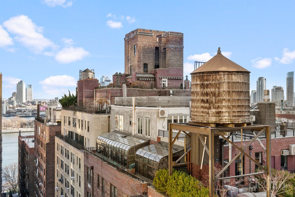 400 East 52nd Street, Unit 14G photo 10