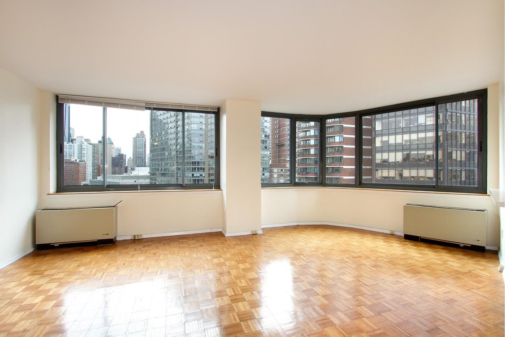 2000 Broadway, Unit 11F photo 9