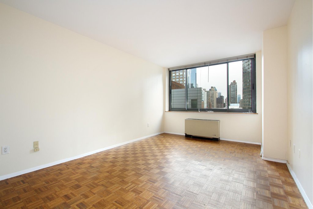 2000 Broadway, Unit 11F photo 11