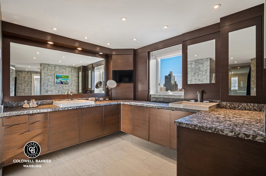 190 East 72nd Street, Unit 34CD photo 6