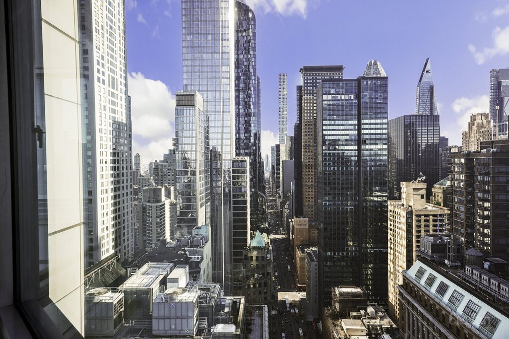 301 West 57th Street, Unit 40D
