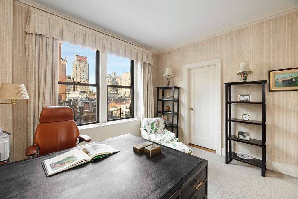 570 Park Avenue, Unit 6BD photo 12