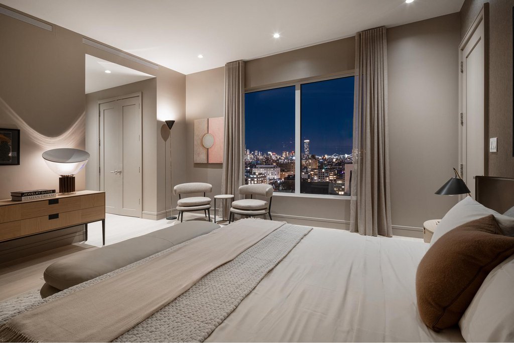 200 East 20th Street, Unit PHA photo 3