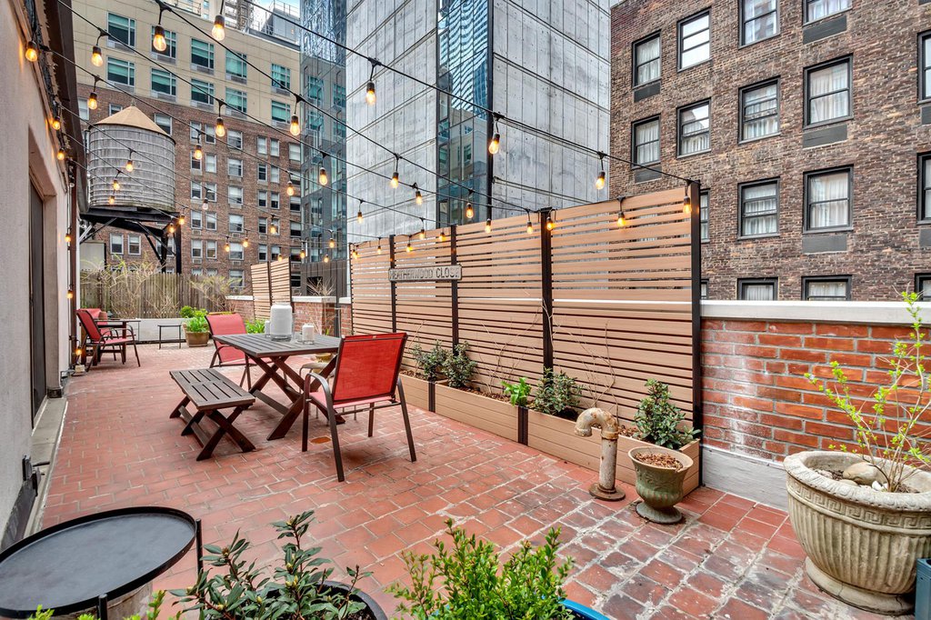 155 East 49th Street, Unit 11CD