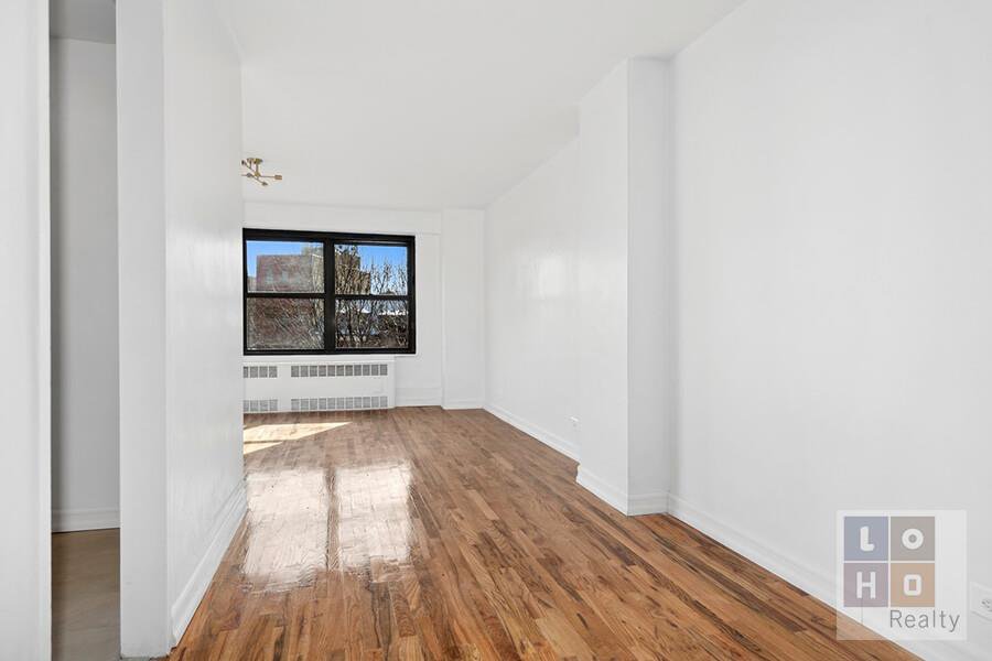 268 East Broadway, Unit A307 photo 6