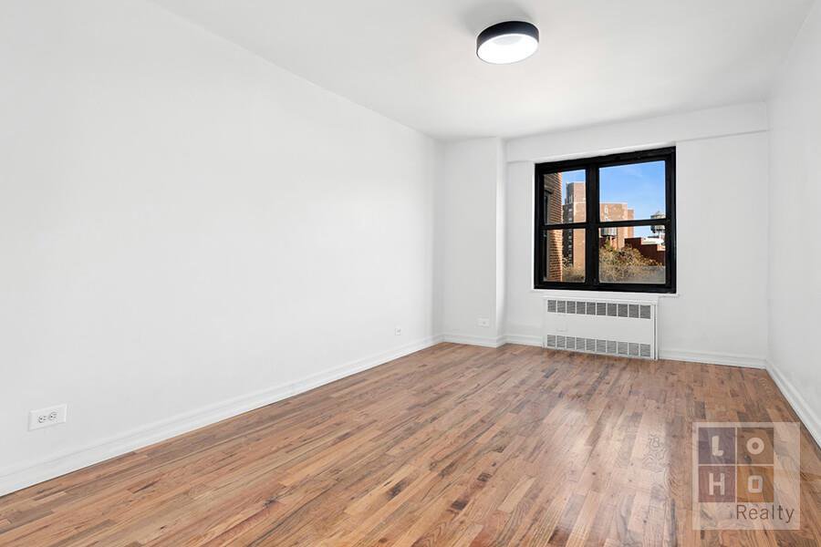 268 East Broadway, Unit A307 photo 10