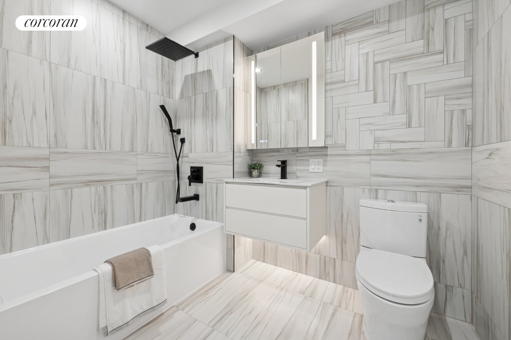 428 East 9th Street, Unit 201 photo 6