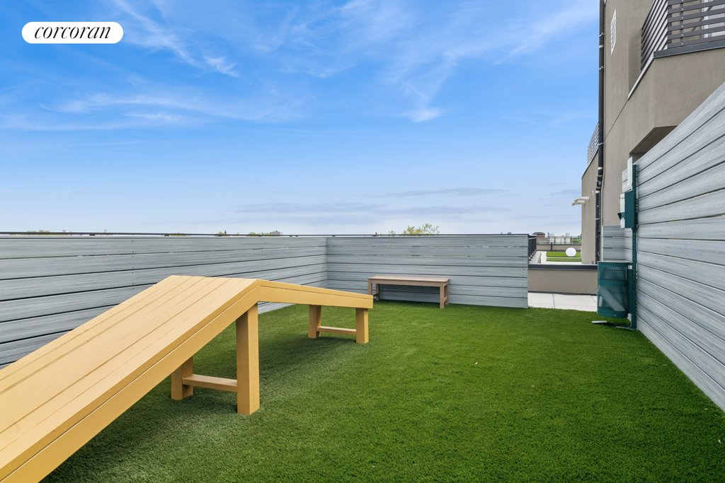 428 East 9th Street, Unit 201 photo 11