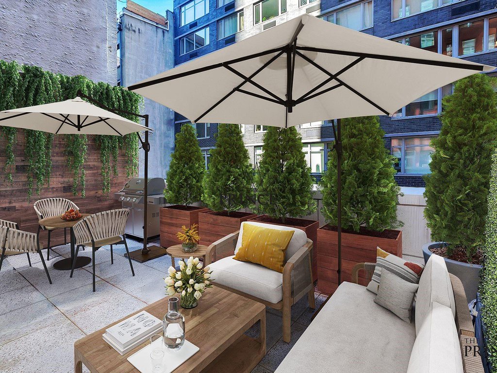 93 Worth Street, Unit 211