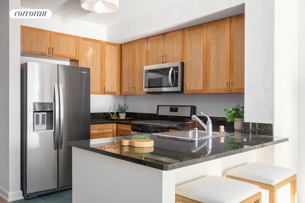 20 River Terrace, Unit 12D photo 2