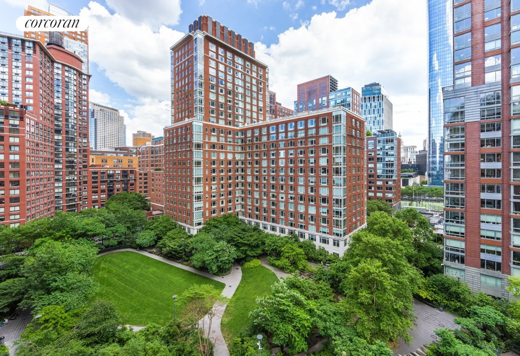 20 River Terrace, Unit 12D photo 5