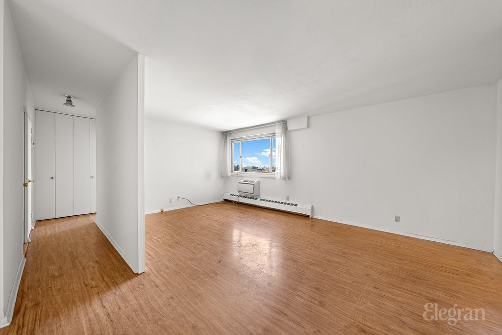 39-65 52nd Street, Unit 8U