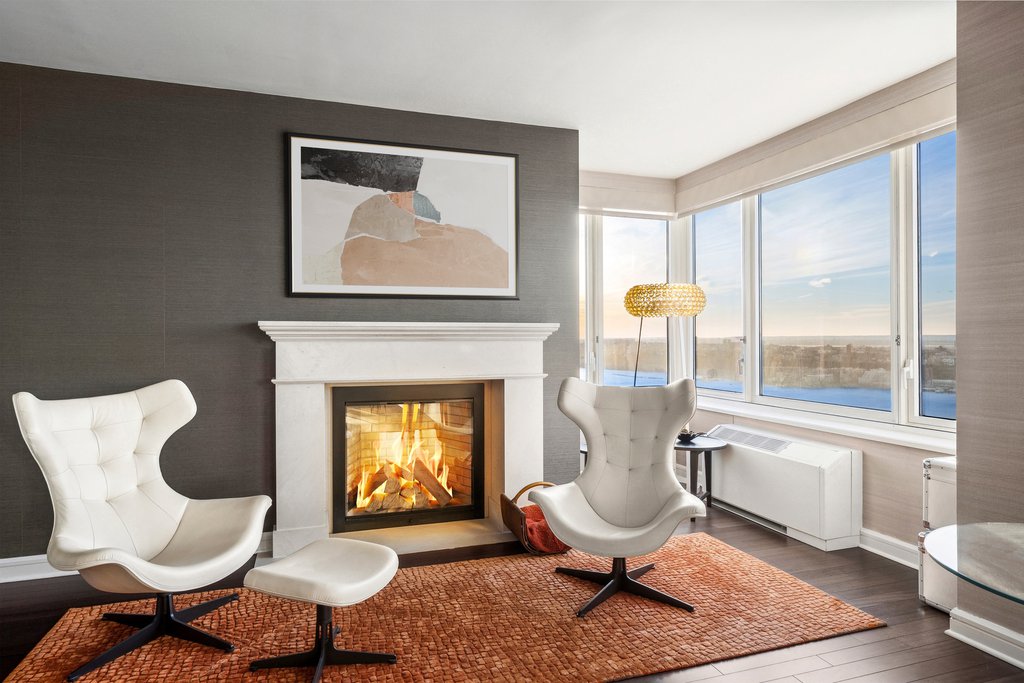 80 Riverside Boulevard, Unit PH1B photo 3