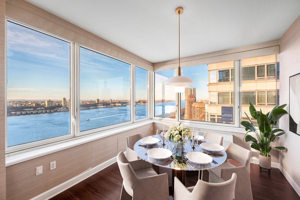 80 Riverside Boulevard, Unit PH1B photo 9